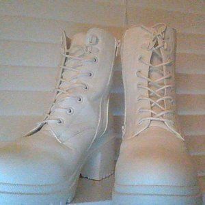 MIA lace up boots